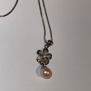Maui Divers real pearl necklace